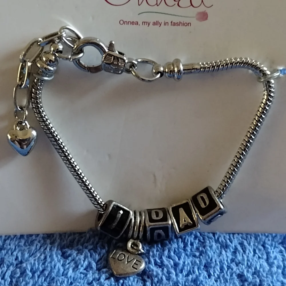 I Love 💜 DaD Charm Bracelet New